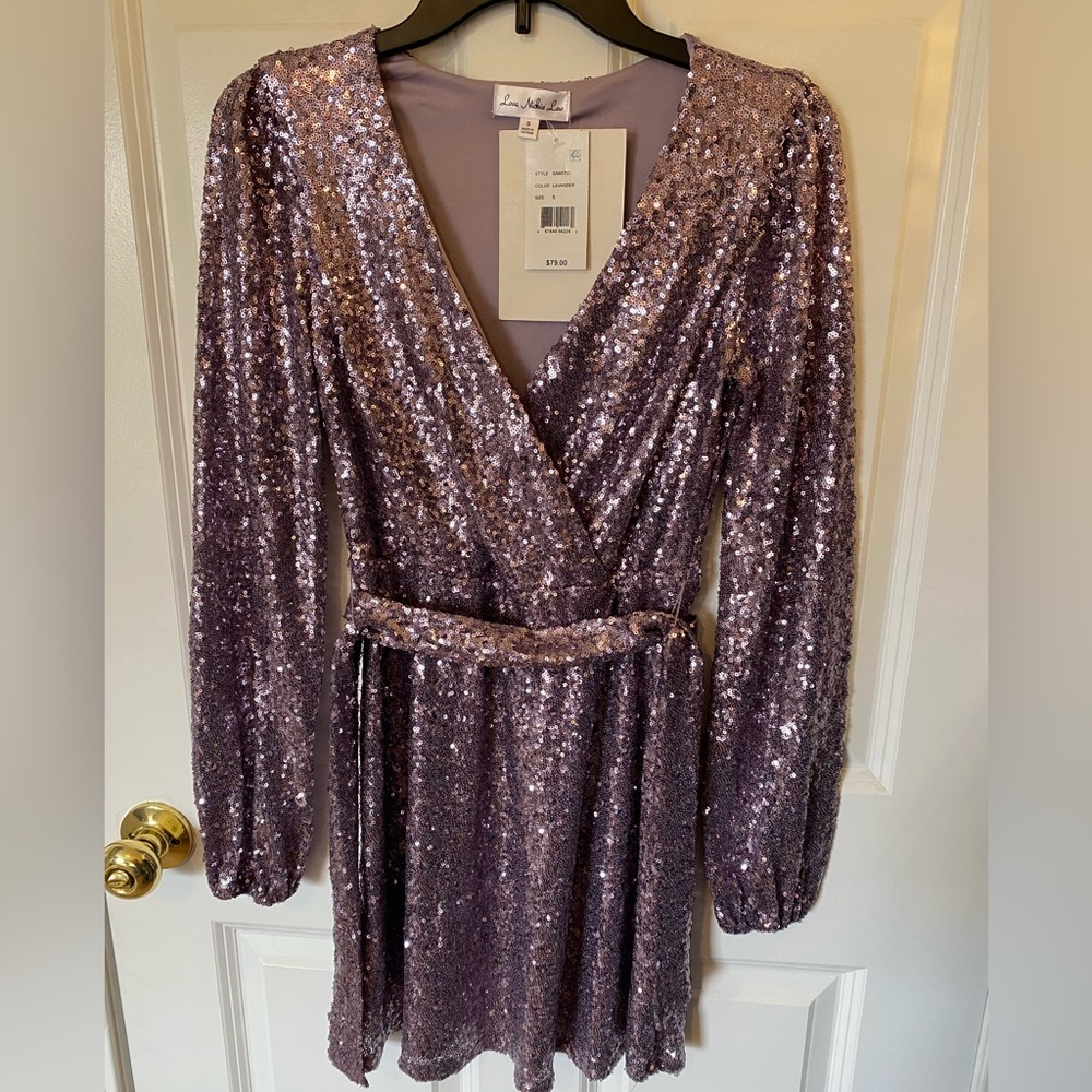 NWT Sequins. Long Sleeve Sequin Minidress. Holiday party dresses.New Year’s Eve.